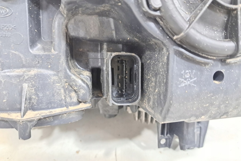 фото №12, Комплект лампа передних bmw 7 g11, g12 7408709 3.0l дизель 195kw 2016