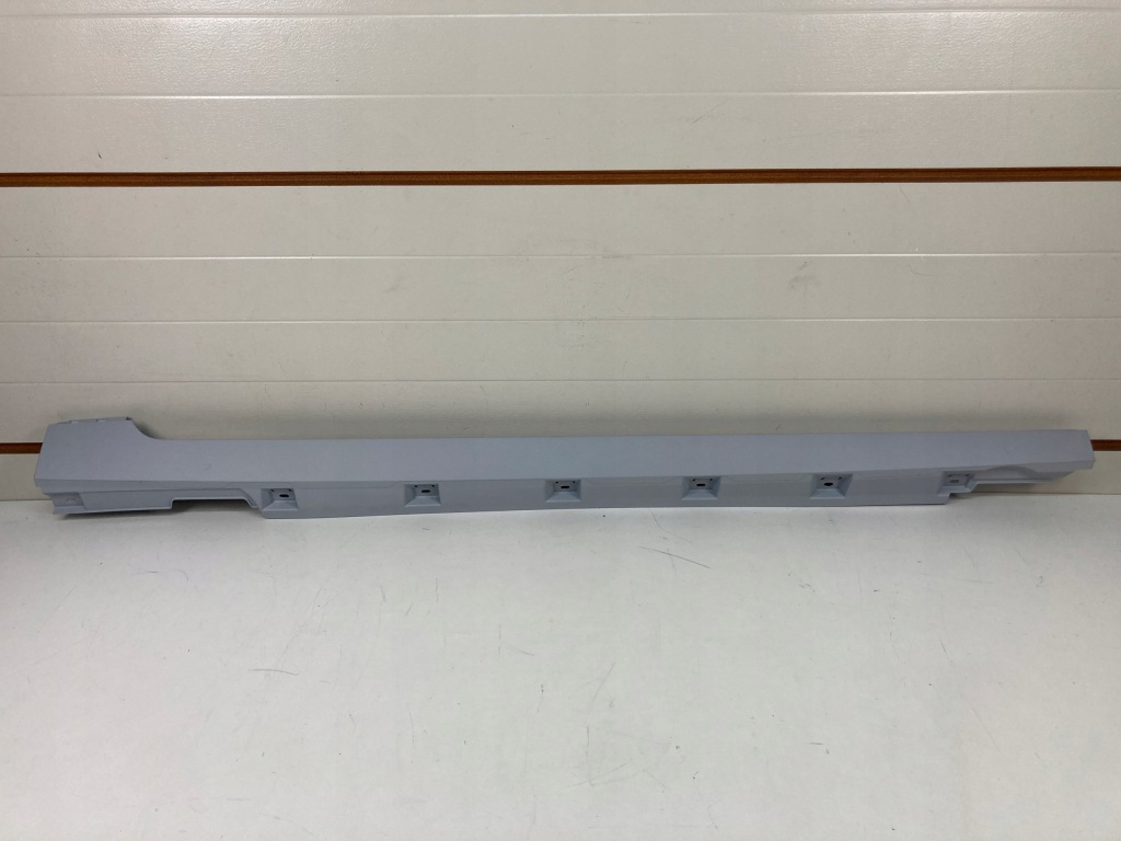 фото №1, Молдинг порог правая vw passat b8 3g0