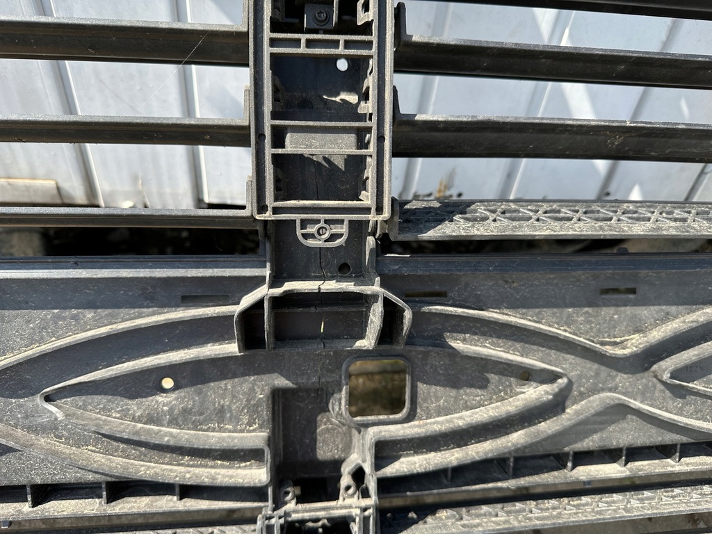 фото №6, Ford explorer vi 20- pas передний усилитель