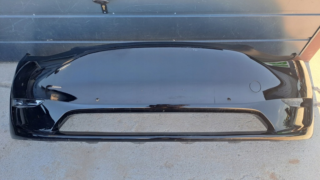 фото №1, Tesla y бампер перед