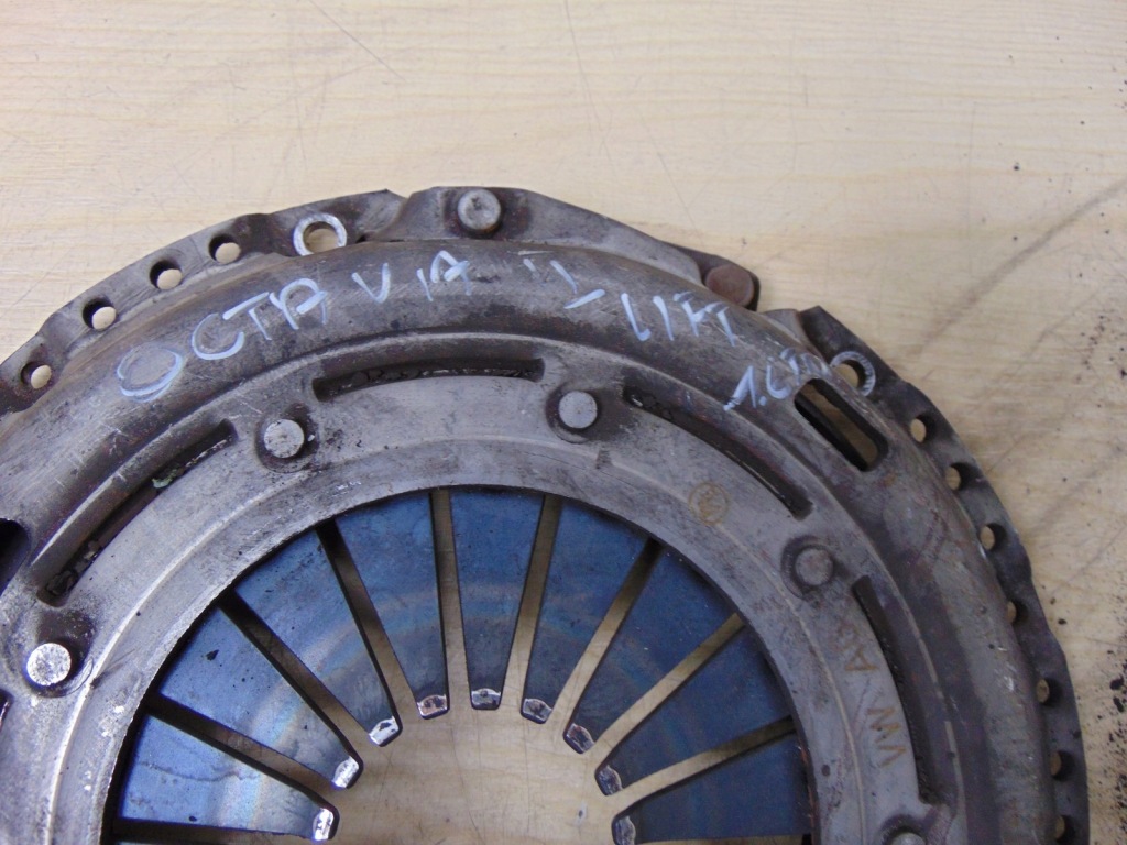 фото №10, Зчеплення колесо двомасовий skoda octavia ii 1.6 tdi