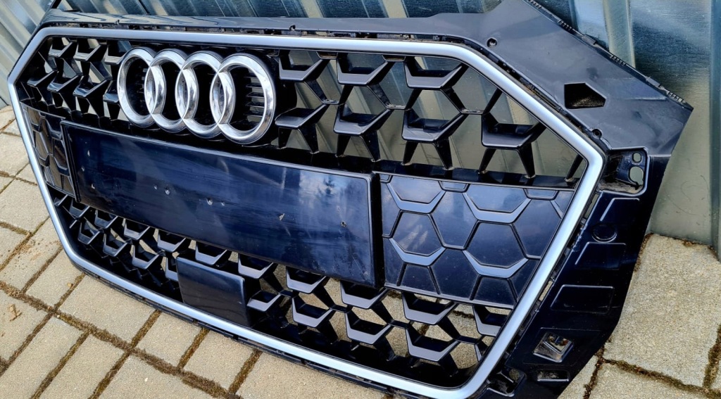 Решётка  радиатора решётка радиатора audi a1 2 92a 18- s-line Недорого