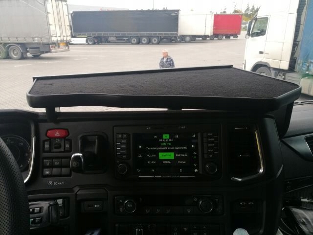 фото №5, Полиця середня scania s scania r od 2017 r. велюр чорний