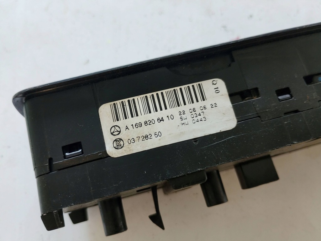 фото №6, Mercedes панель управление окон a1698206410 europa