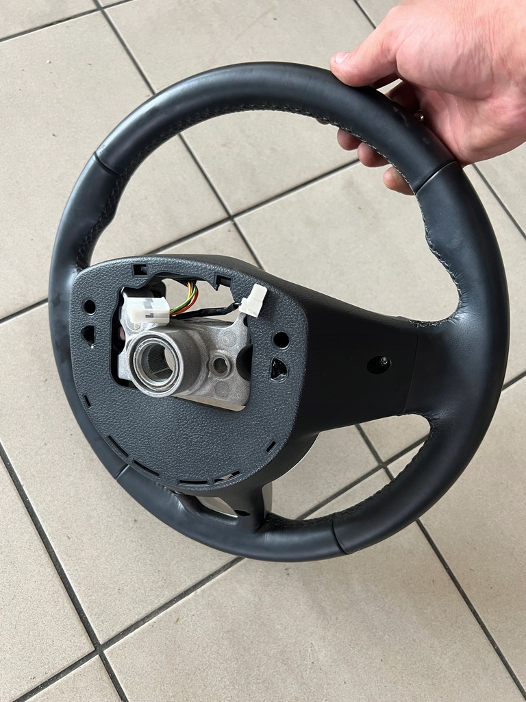 фото №11, Kia stonic 17- воздуховод кожаный многофункциональный