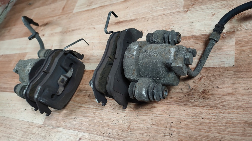 фото №7, Jeep grand cherokee wk супорт правий задня