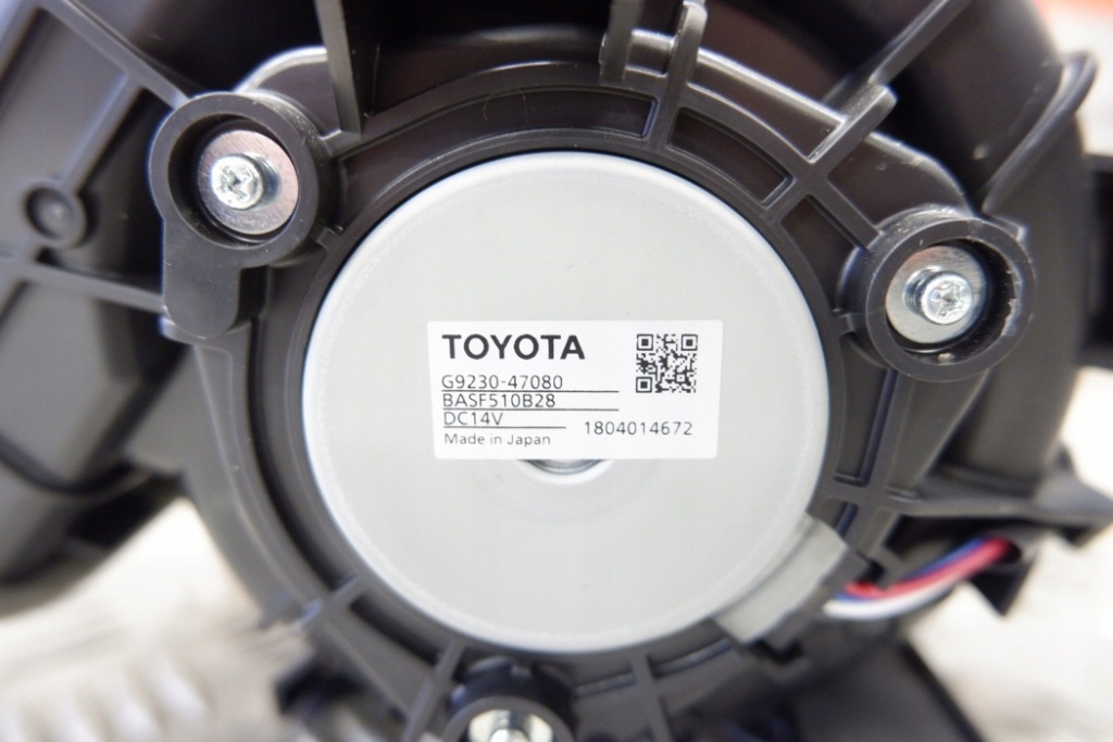 Радиатор аккумулятор toyota c-hr _x1_ g923047080 1.8l hybrid 90kw 2018 Киев