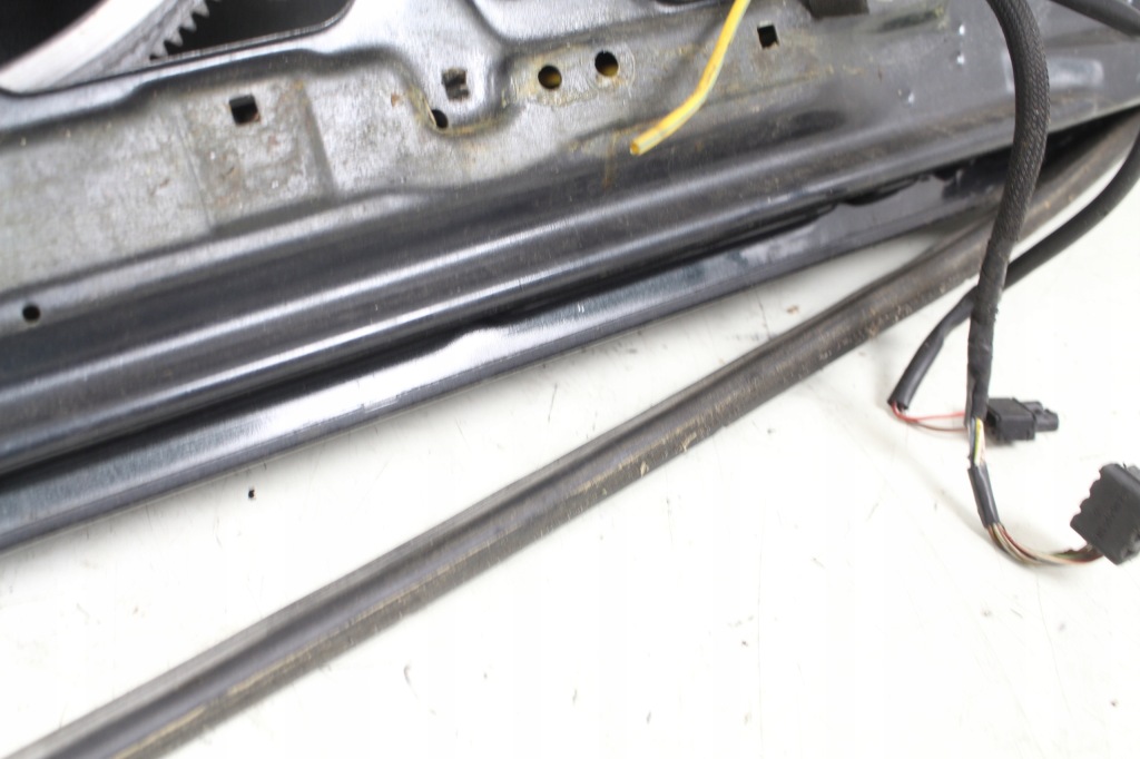 Двері ліва mercedes sl r129 w129 1990r.lak.199 Недорого