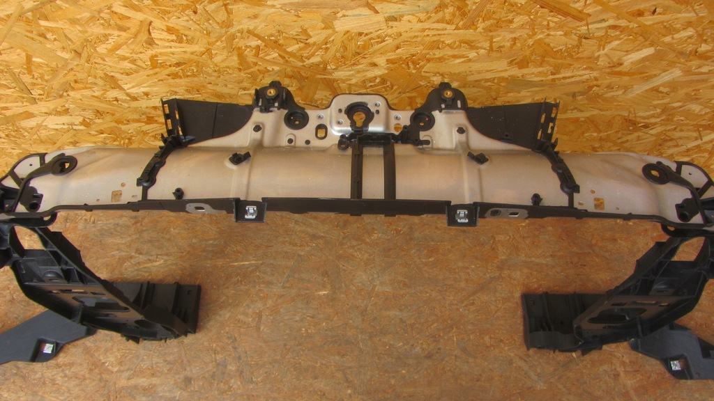 фото №13, Pas передний усилитель перед porsche macan 95b