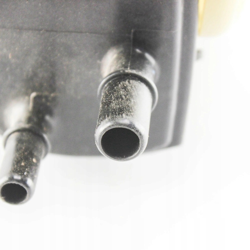 фото №7, Ford kuga ii 2020 фільтр вугільний