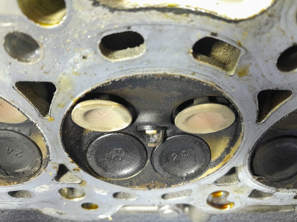 фото №7, Honda jazz iii 1.2 v-tec 90 km l12b1 головка двигуна комплектна rb0-g