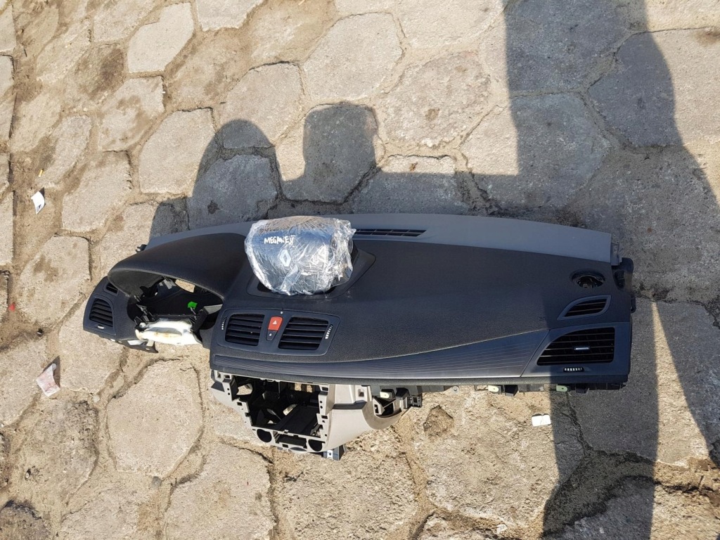 фото №4, Консоль приборная панель подушка безопасности x2 renault megane iii