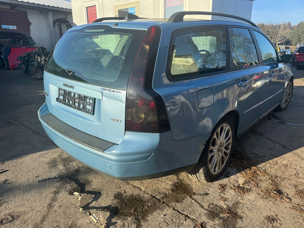 фото №14, Volvo v50 i бампер перед передний 459