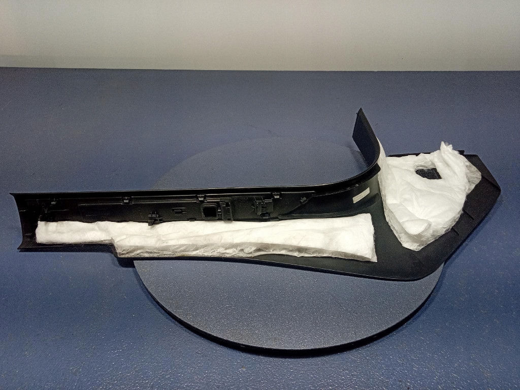 фото №5, Maserati levante молдинг порог накладка порог правая 670040373