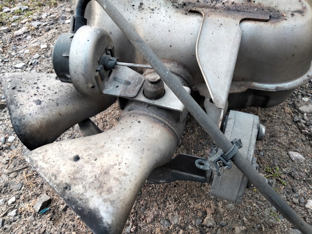 фото №5, Вихлоп гасник система випускний kompletny long audi a8 d4