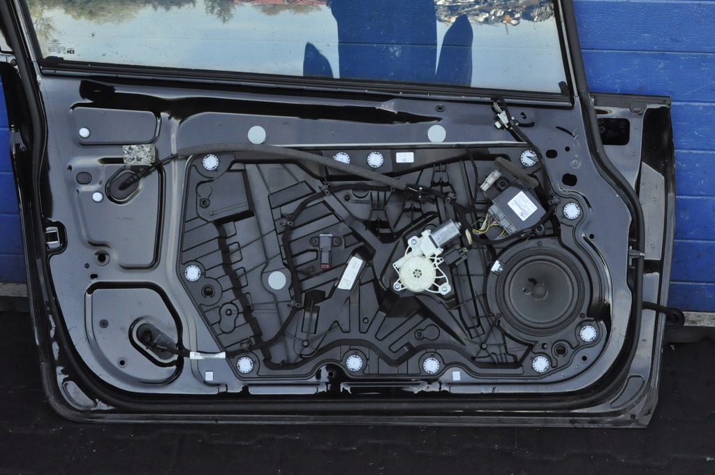 фото №11, Ford fiesta mk8 дверь левый перед левая 3d 3 дверь