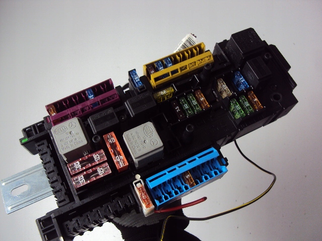 фото №4, Коробка предохранителей mercedes e-klasa w212 09-16