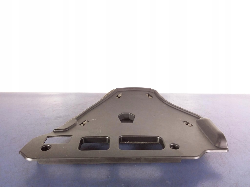 фото №1, Volvo xc60 ii захист pod панель права 31366639