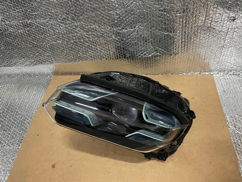 фото №2, Porsche taycan лампа левая led matrix система левый