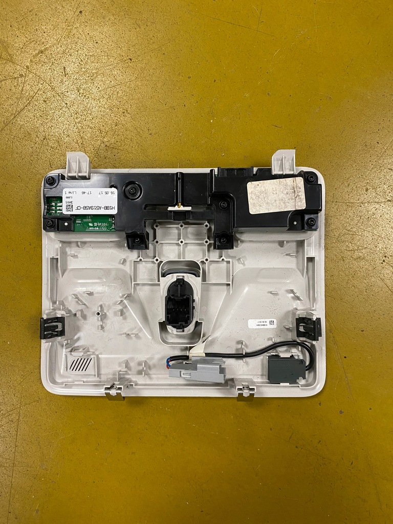 фото №6, Фонари потолочный люк ford fiesta mk8