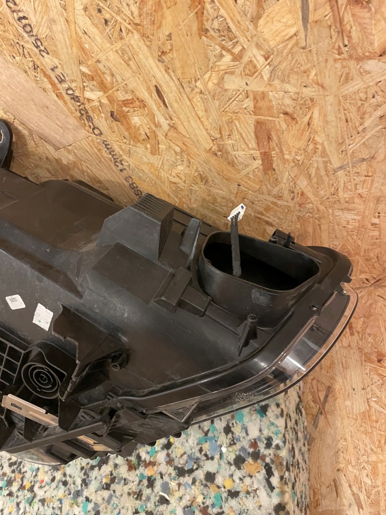 фото №12, Лампа левая full led usa bmw x1 f48 радиатор !