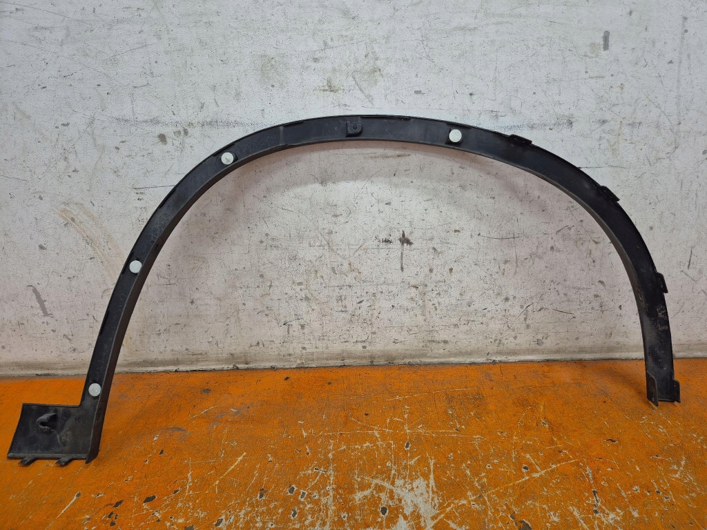 Bmw x1 2 15-22 молдинг крыла перед левая 51777332337 в Украине