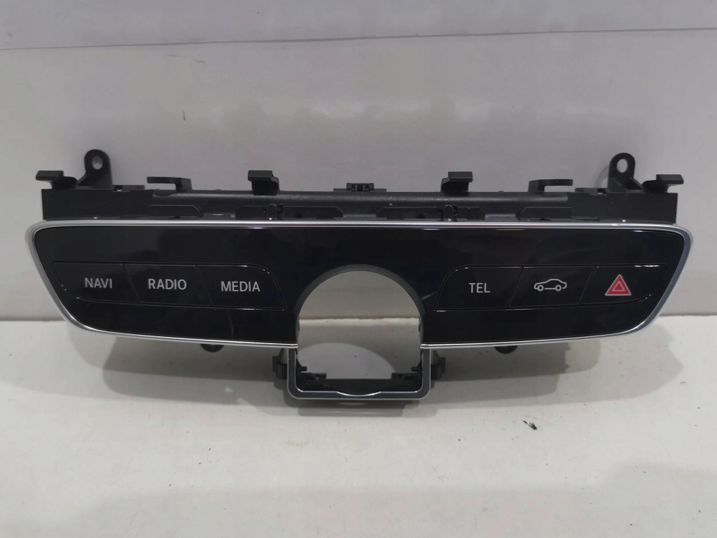 фото №1, Mercedes w205 панель кнопок 2059056111 oryg новый !!!