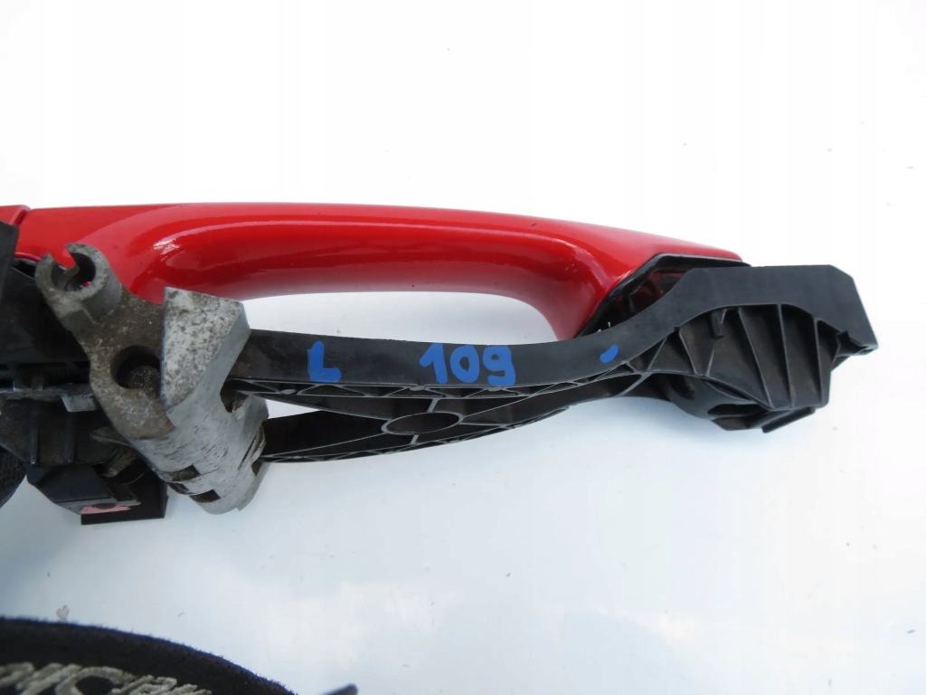 фото №13, Ручка наружная дверь левый задняя задняя 612 passion red volvo s40 ii v50