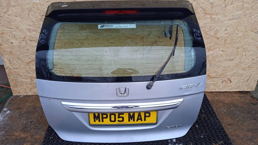 фото №1, Honda fr-v кришка багажника задня nh623m