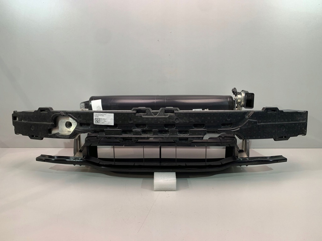 фото №1, Bmw i3 pas передній балка комплект