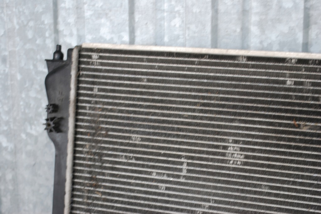 Радиатор воды a6 c6 механическая коробка передач 3.0 tdi 4f0121251n с Разборки