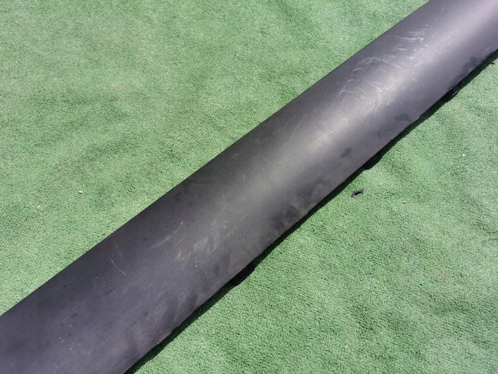 Купить Молдинг порог левая порог левый tesla y 1497740-00-d 1493631-00-c