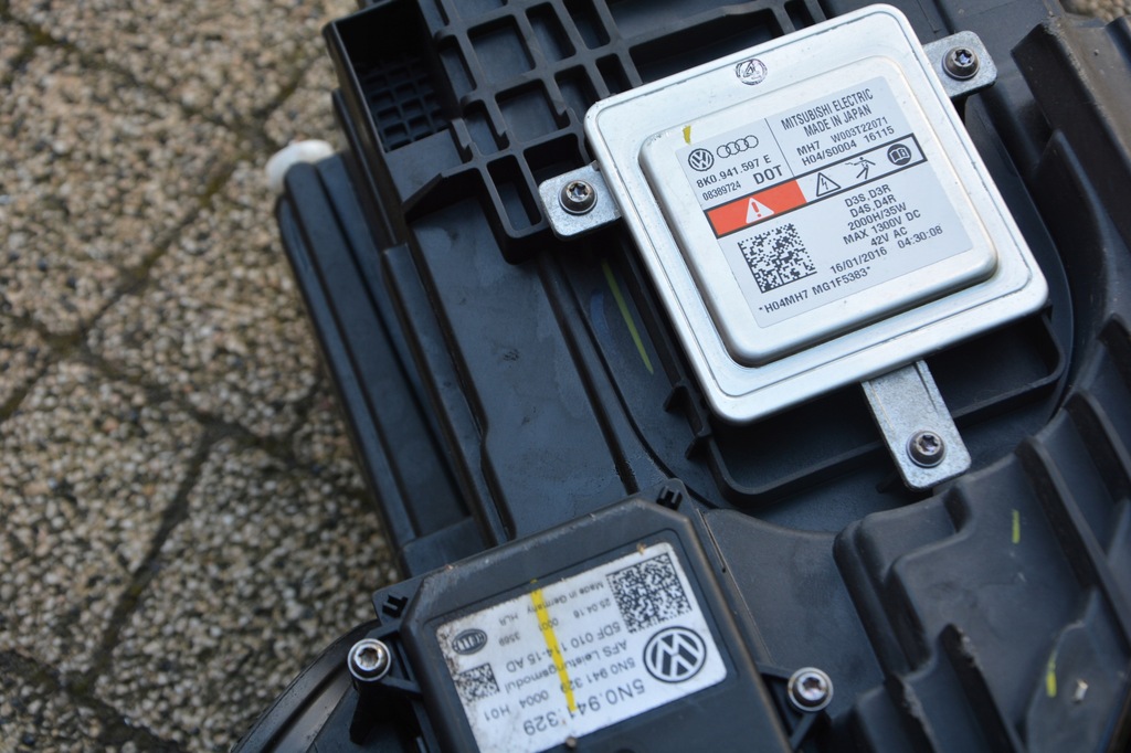 фото №11, Лампа правая ксенон led vw jetta 5c7941752e