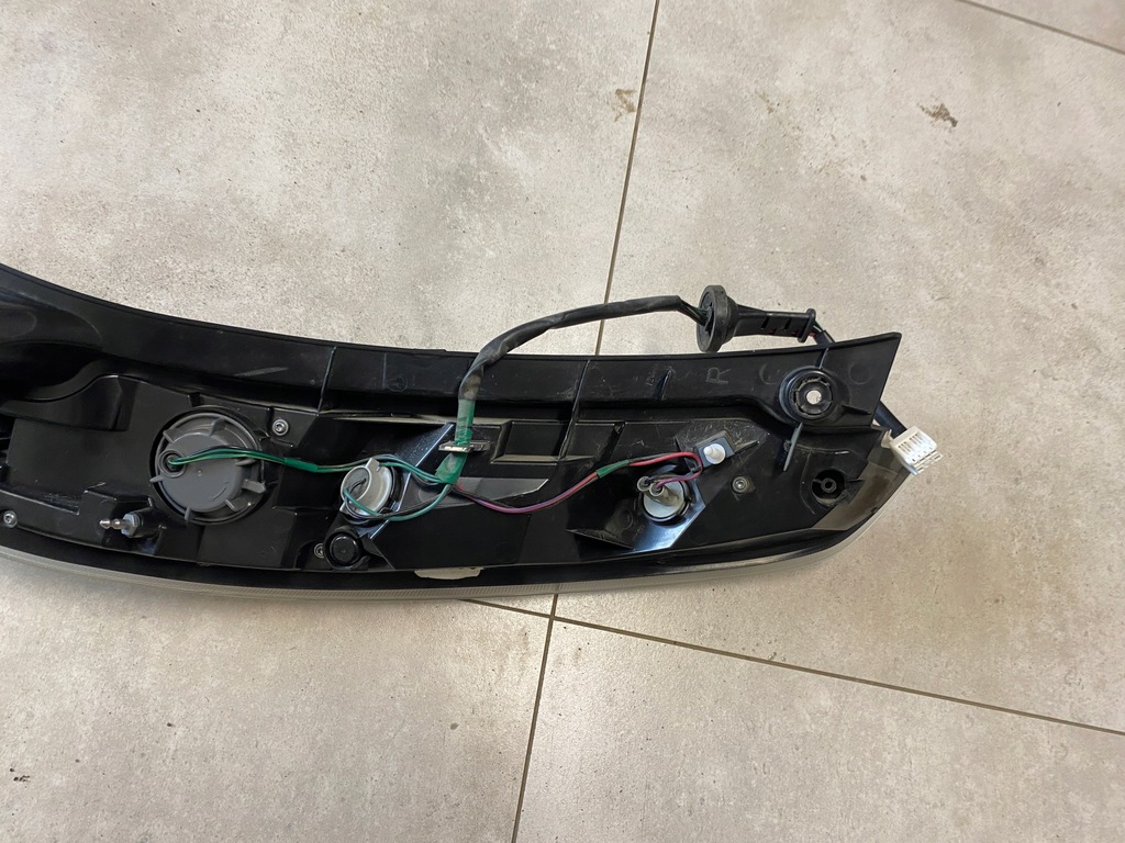 фото №11, Nissan leaf i лампа правый задняя 26550 3nl0b