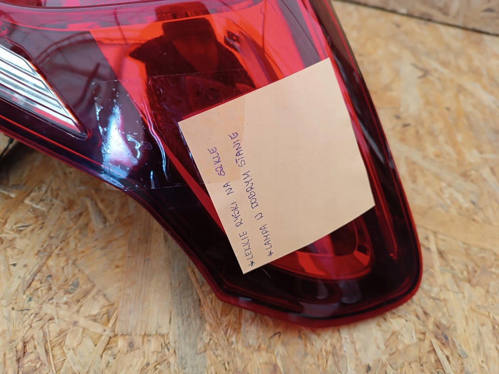 фото №13, Лампа правая задняя citroen ds3 europa 08-552-1938r