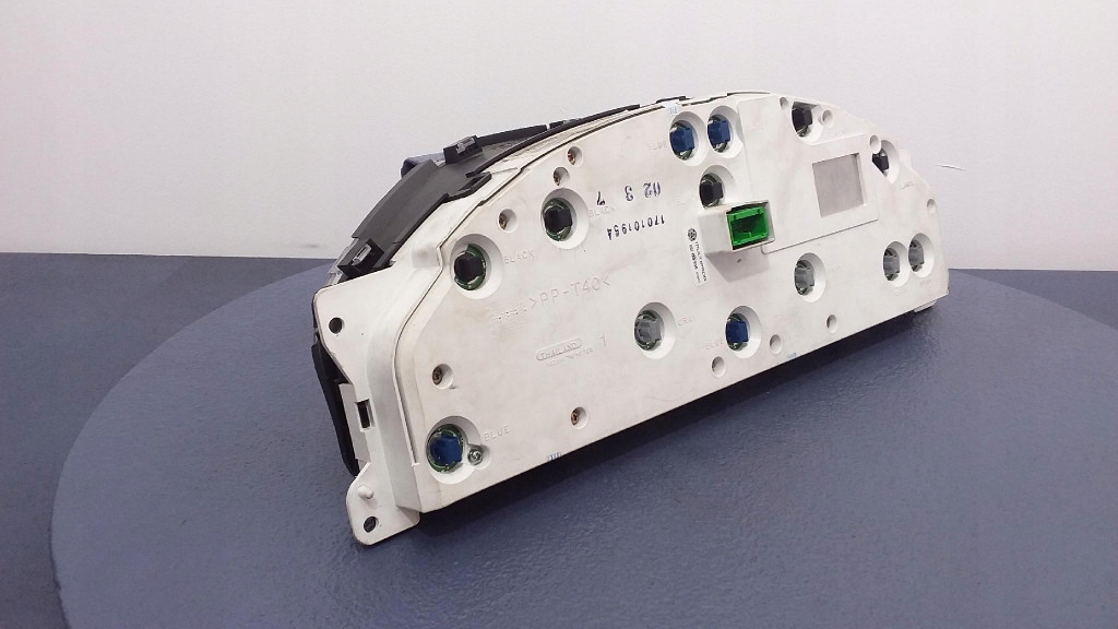 фото №5, Volvo s80 i 2.4b счетчик приборы eu 8637993