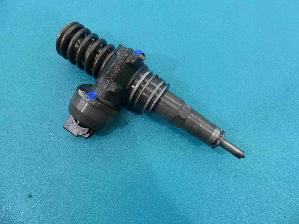 Купить Проверенный насос-форсунка 0414720035 045130073t 1.4 tdi