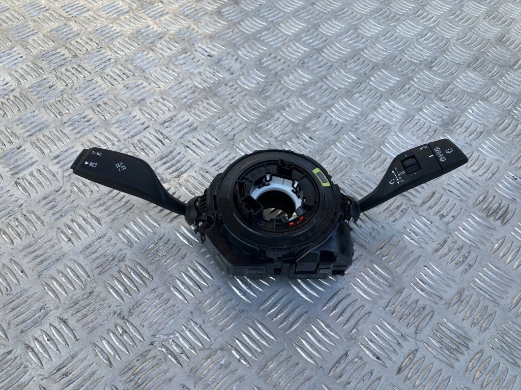 фото №1, Переключатель комбинированный лента bmw 1 f40 2.0 d