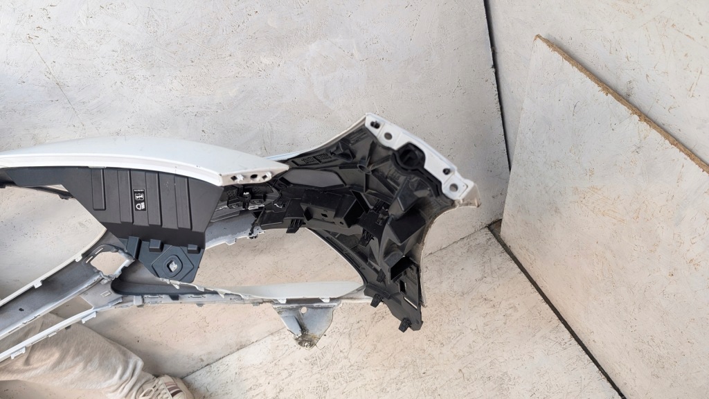 Mercedes gla w247 247 amg рестайлинг  6pdc бампер перед передний a2478857908 Цена