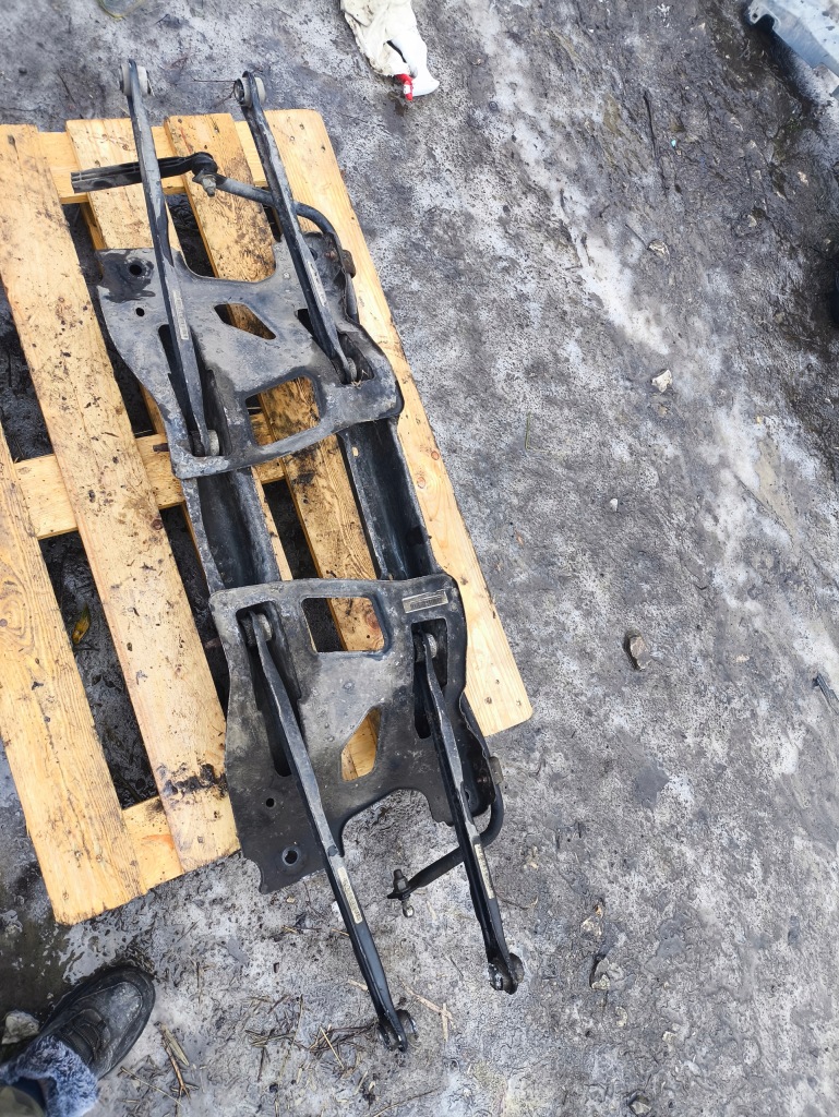 Jeep renegade подрамник балка подрамник подрамник задний  jeep renegade ? в Украине