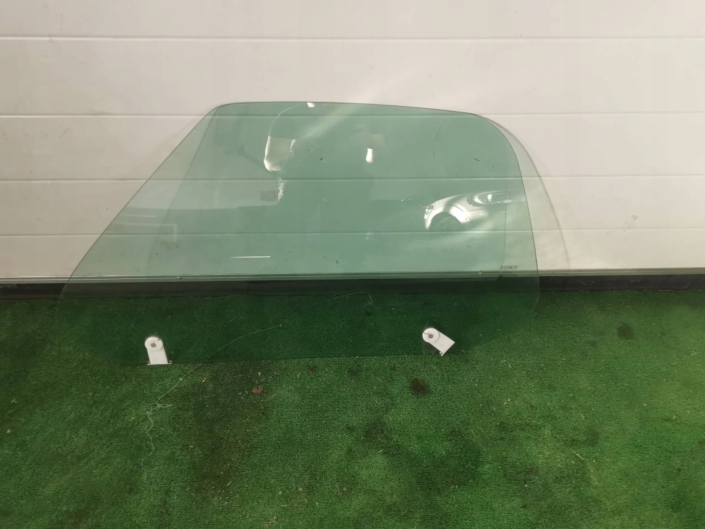 фото №1, Fiat barchetta стекло дверь левый перед