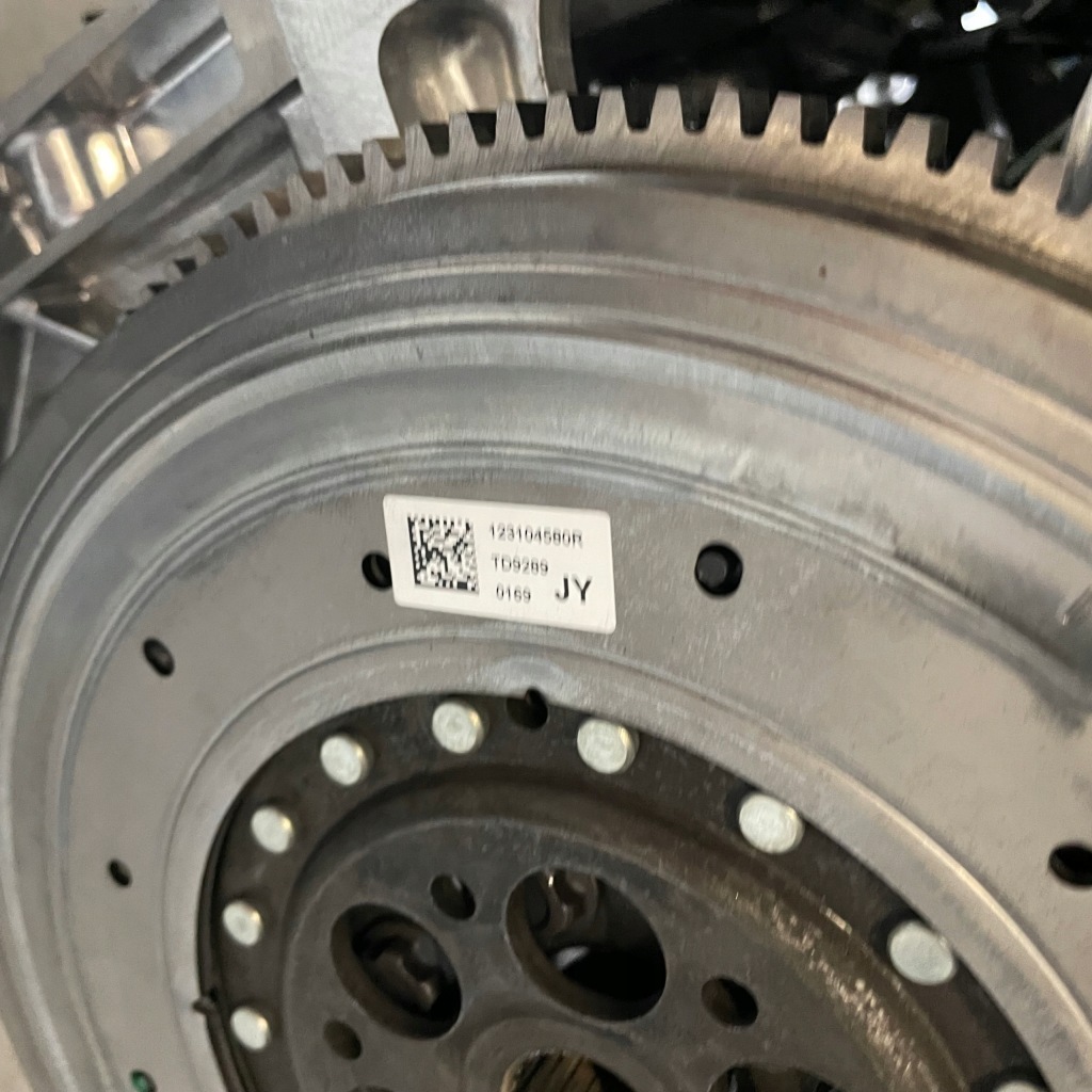 Renault megane iv 1.6 e-tech гібрид двигун h4mb630 Доставка