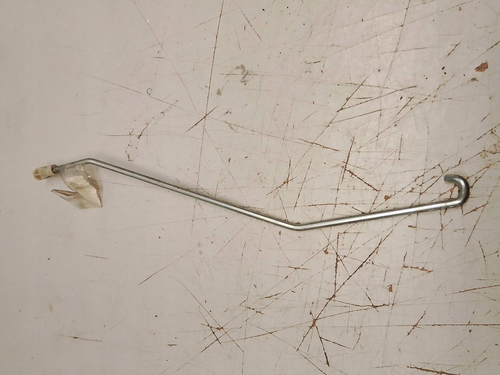 фото №1, Citroen c4 aircross опора bat кронштейн капот