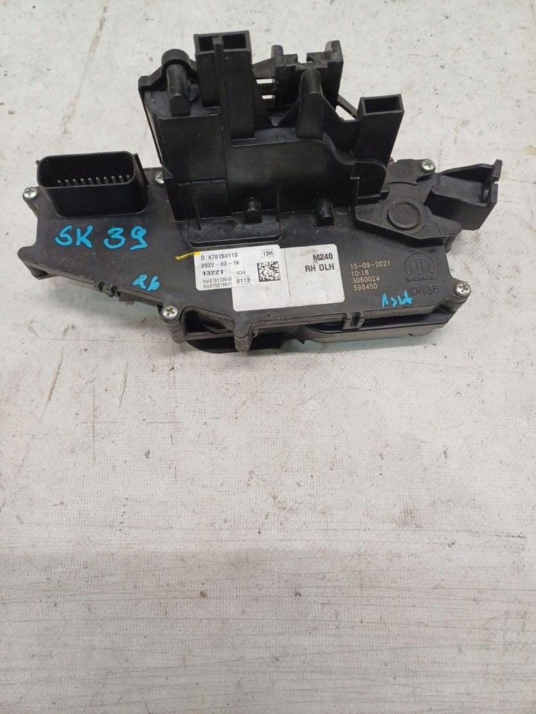 фото №1, Замок дверь правый maserati mc20 670158113