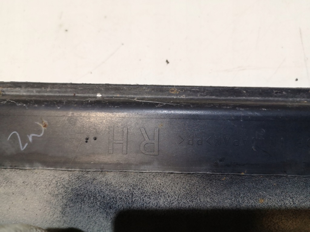 фото №12, Молдинг порог правая outback iv 09-