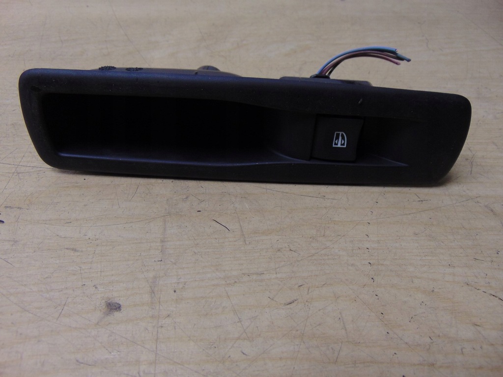 фото №1, Перемикач скло правий задня renault laguna iii eu