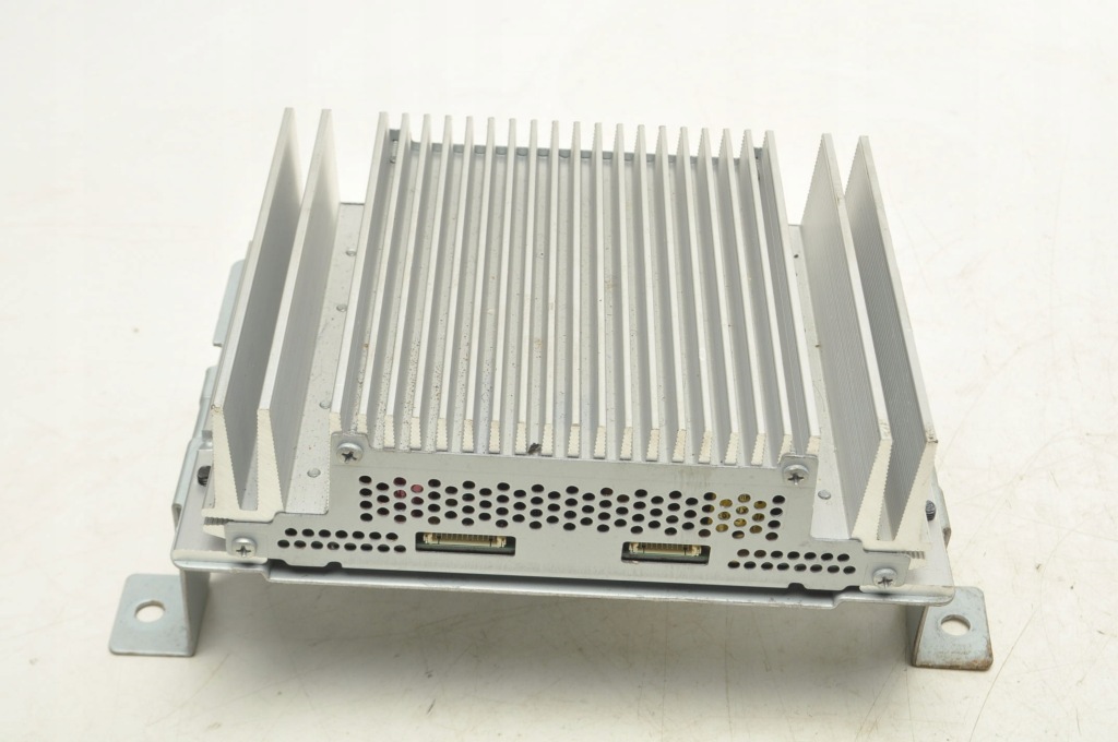 Купить Kia sportage 3 усилитель радио 963703w300