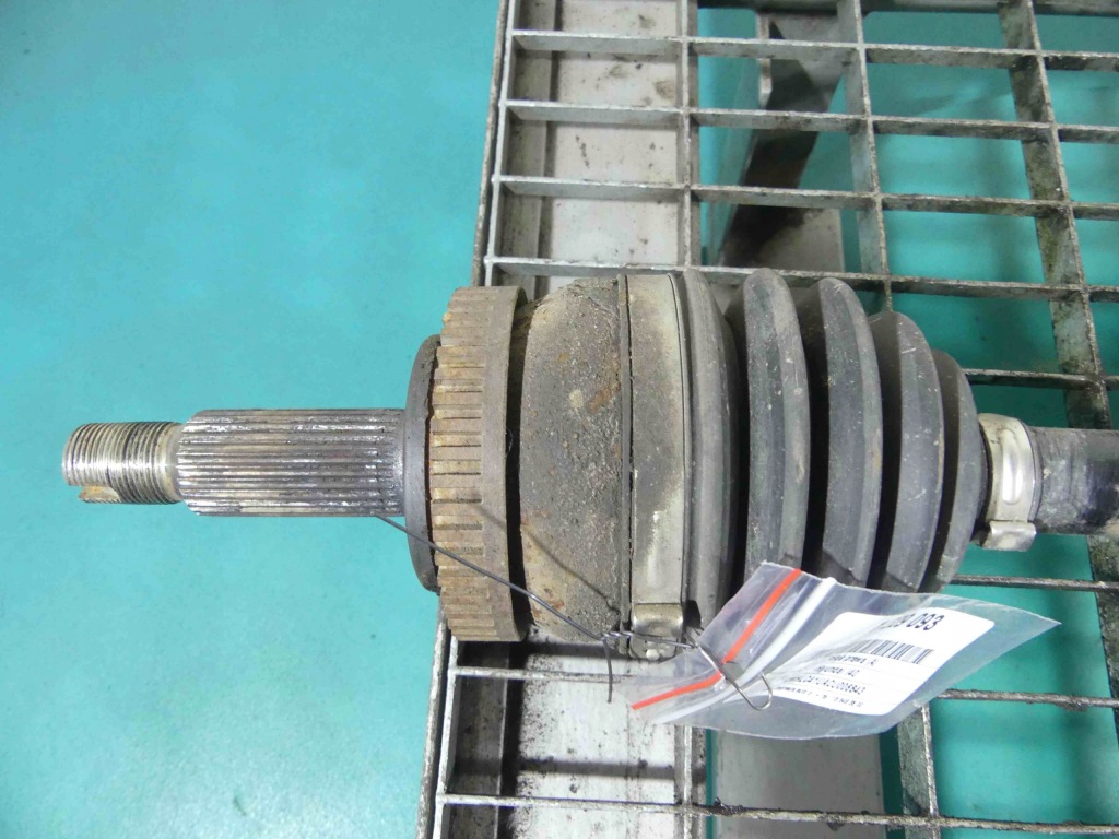 фото №2, Приводной вал правая hyundai i40 1.7 crdi 11- механическая коробка передач