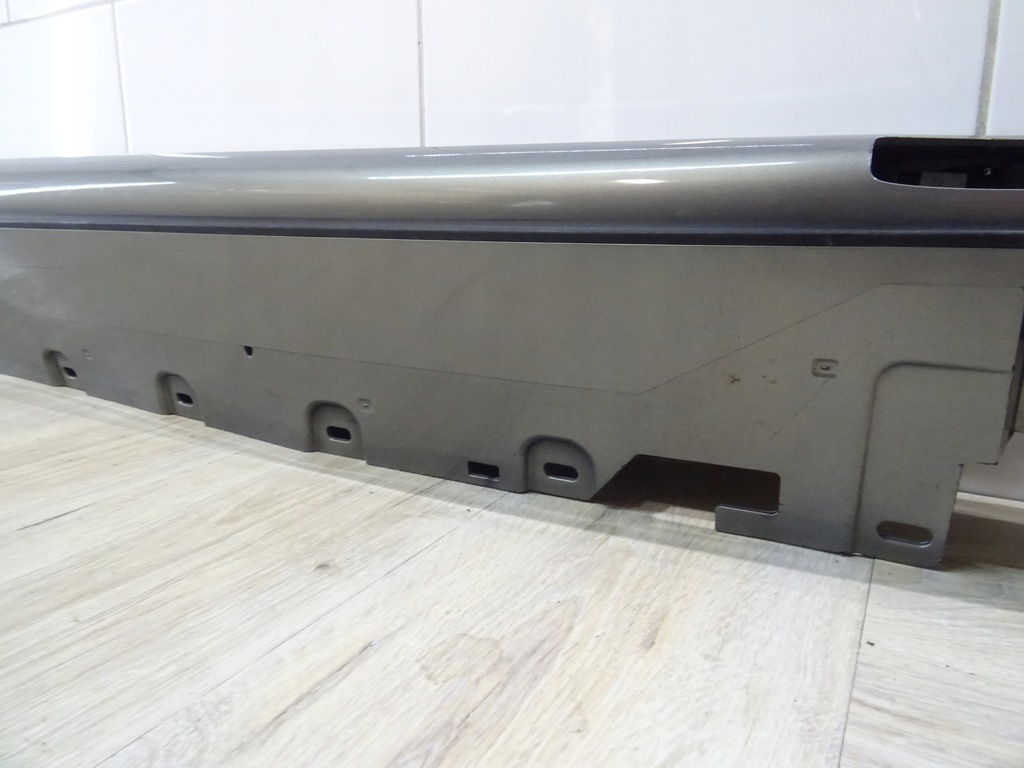 фото №9, Молдинг порог правая bmw 7 g70 i7 x drive 22- m-pakiet 51779464162 llu