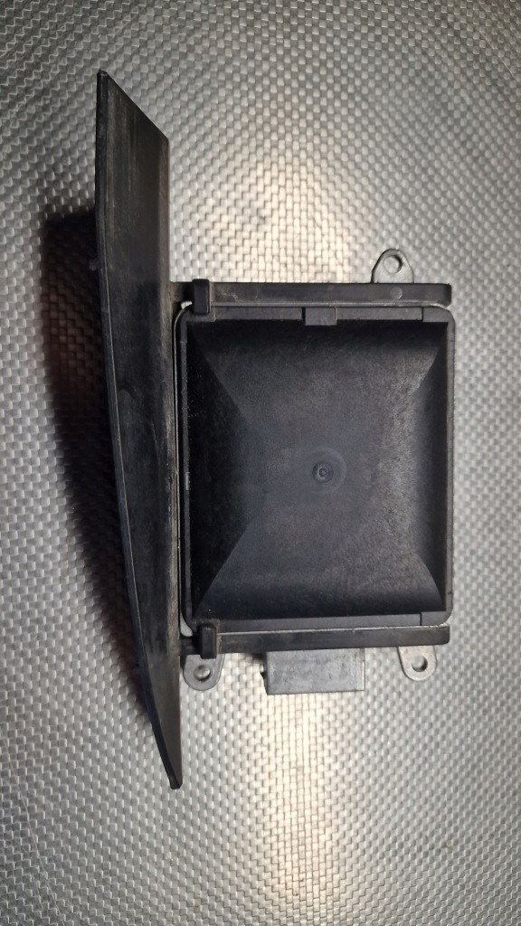 фото №1, Bmw 3 f30 f31 lift датчик переключения поперечина движения 6884287